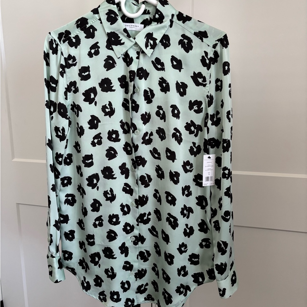 Equipment Essential Green and Black Abstract Floral Print Blouse - Small NWT